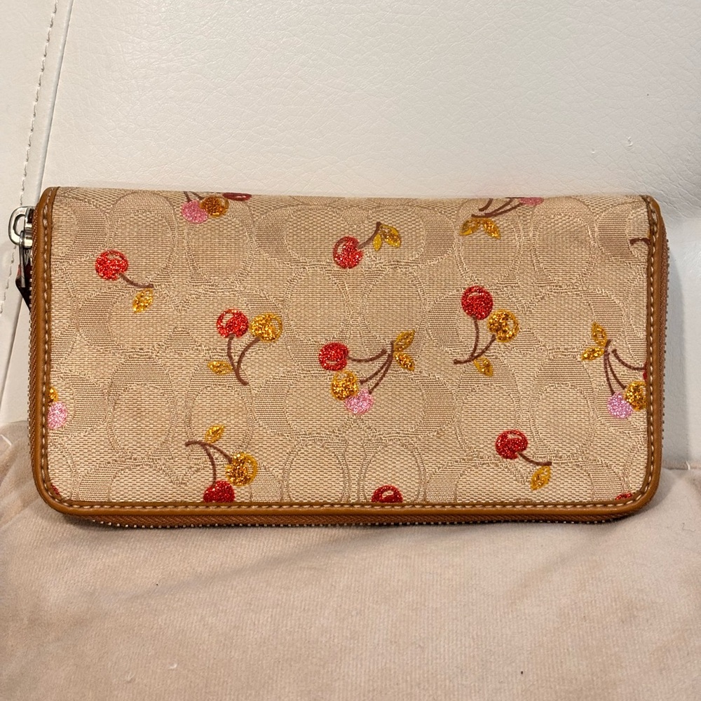 COACH Glitter Cherry Print Signature Jacquard Accordion Zip Wallet - Picture 10 of 16